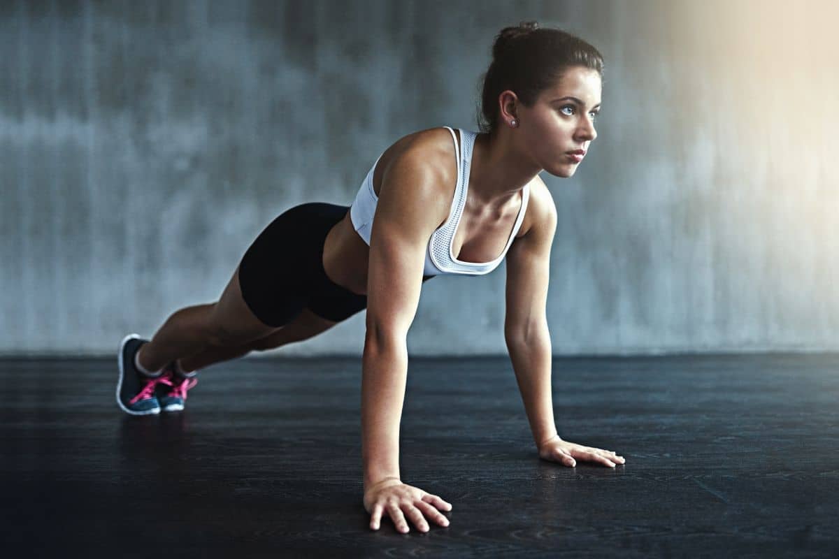 Comment se mettre en forme grâce à un programme de remise en forme adapté